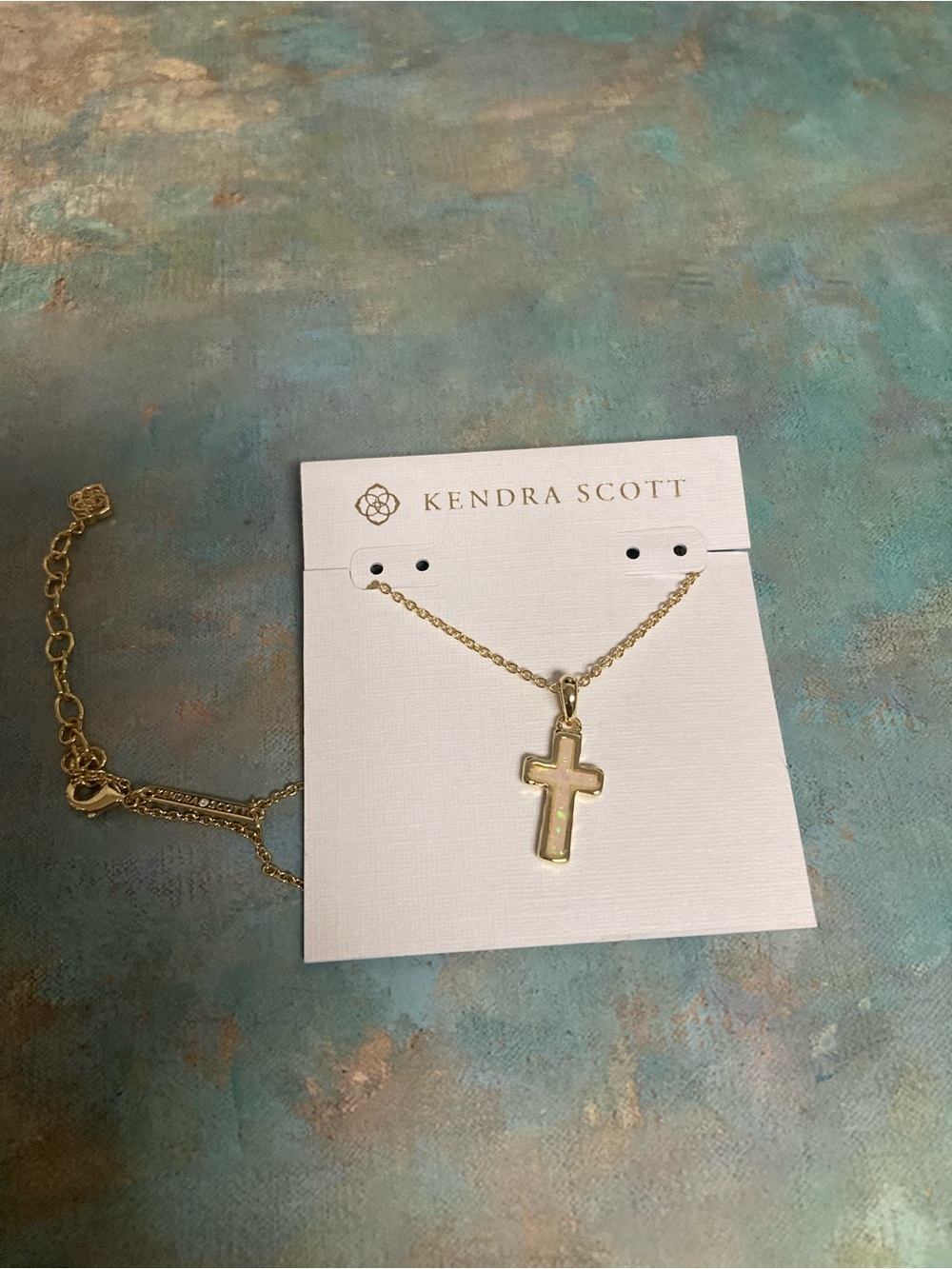 Kendra Scott Gold Cross Pendant Necklace